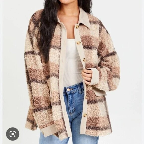 Altar'd State Jackets & Blazers - Altar'd State Shacket Oversized Sherpa Fleece Brown Tan Plaid Outdoors Women's L
